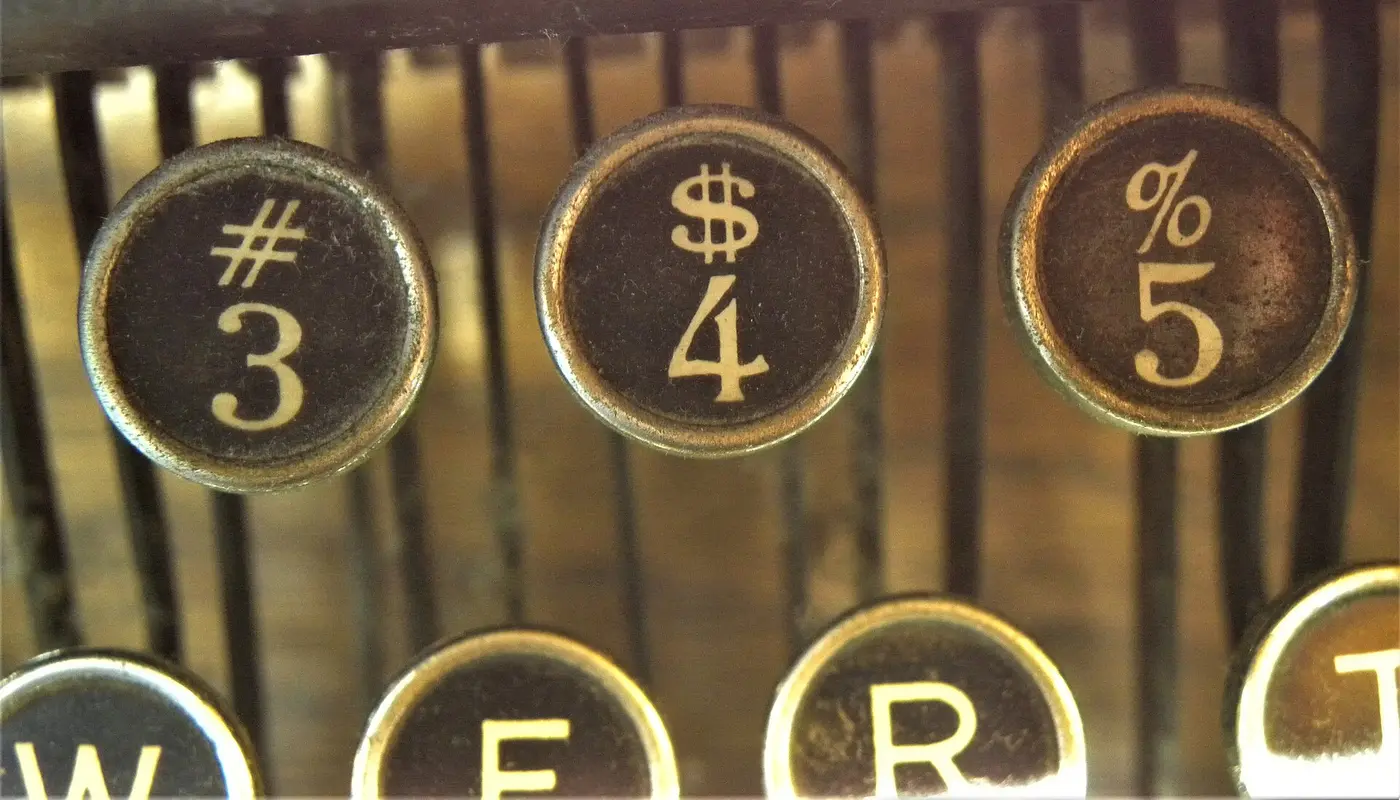 Numerical Keys on a Vintage Typewriter